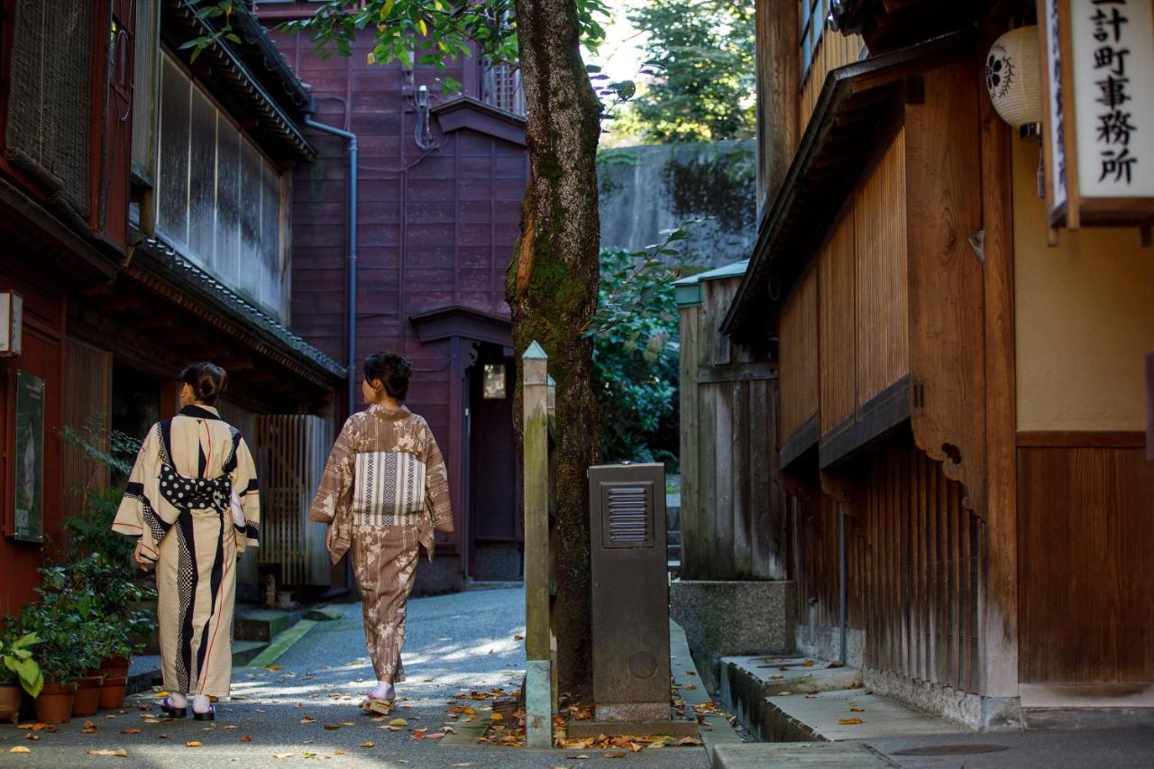 Отель Machi No Odoriba Канандзава Экстерьер фото